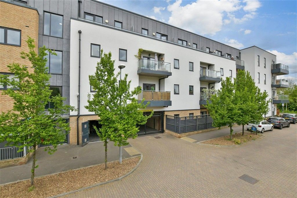 Property photo 3 of 18 External (Web)