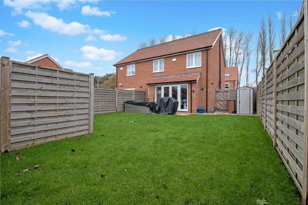 Property photo 2 of 15