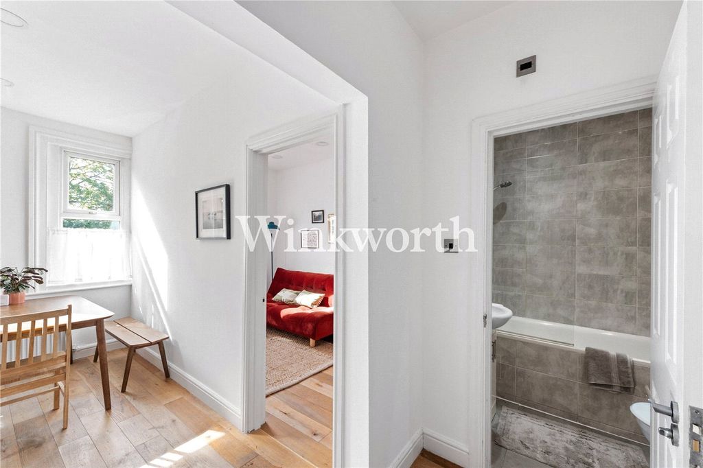 Property photo 3 of 10 Picture No. 03