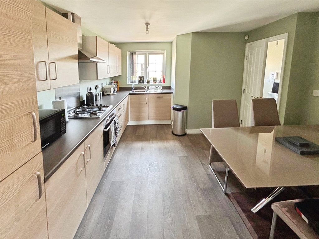 Property photo 3 of 13 Kitchen/Diner