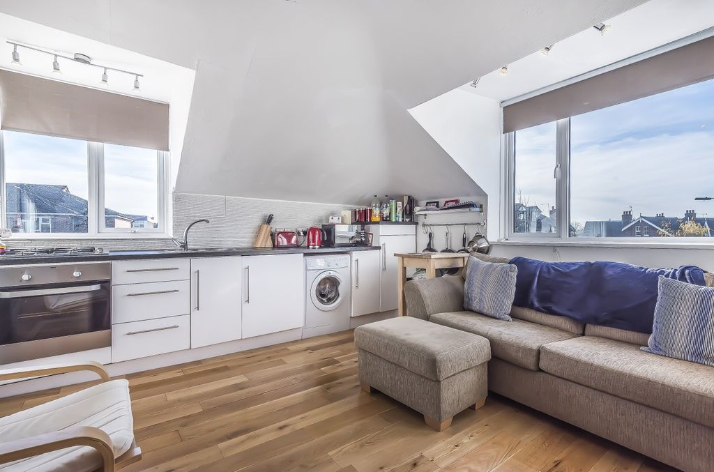 Property photo 2 of 7 2