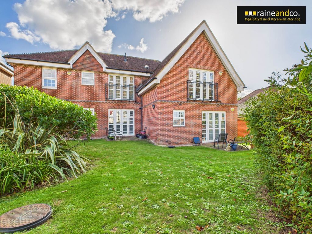Property photo 2 of 12