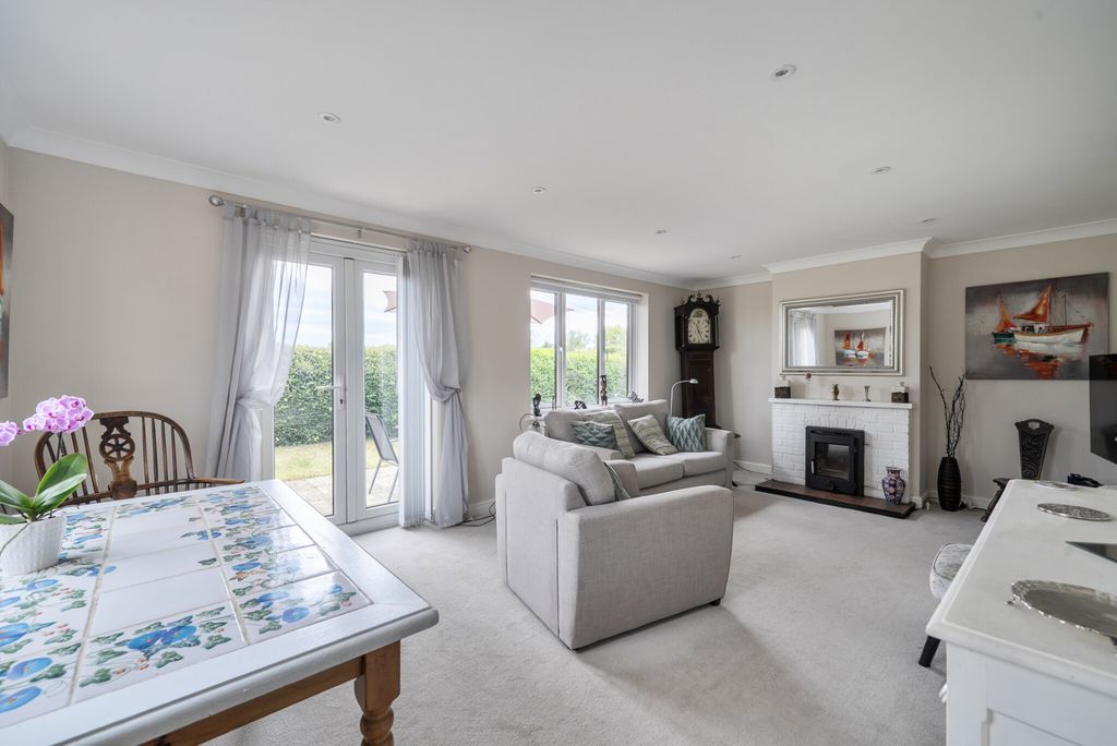 Property photo 3 of 15 1457114-22-6A037F...