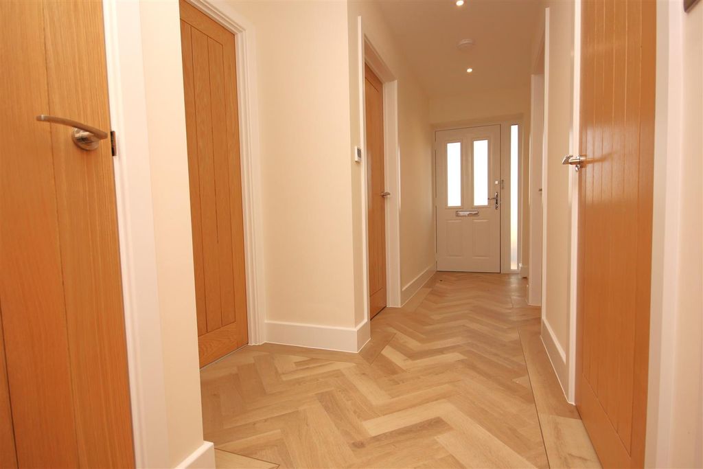 Property photo 2 of 18 Img_0151.Jpg