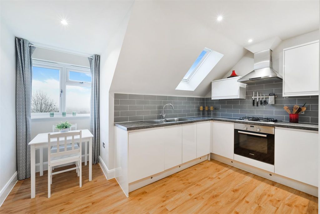 Property photo 1 of 12 Windwood (2).Jpg