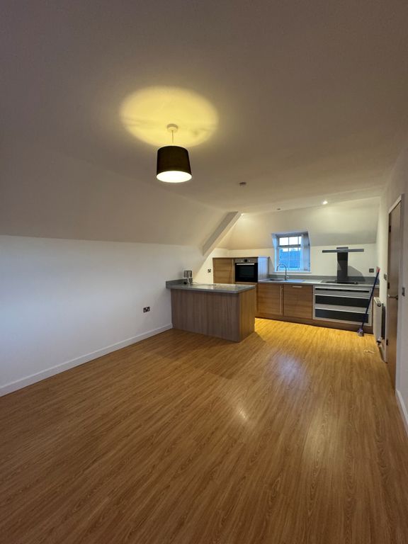 Property photo 1 of 10 11