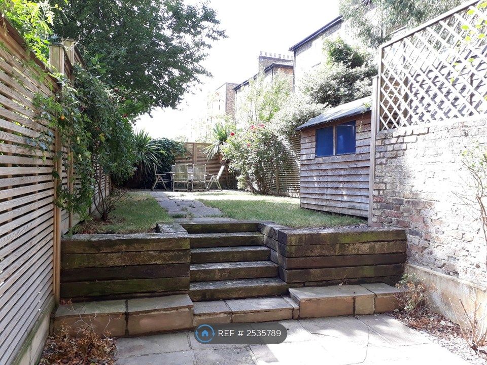 Property photo 2 of 35
