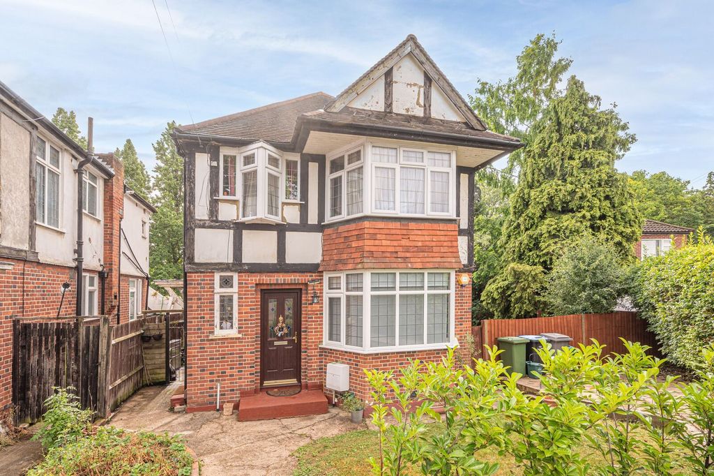 Property photo 1 of 8