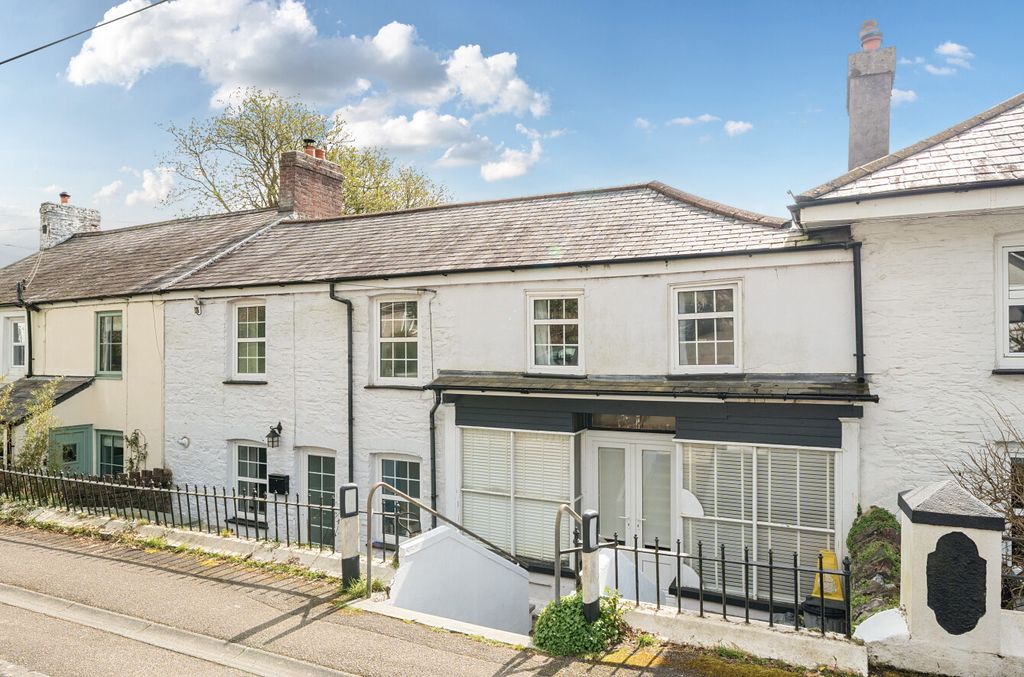 Property photo 1 of 18 1432443-25-69c574...