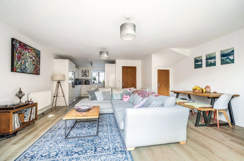 Property photo 3 of 20 1190194 (12).Jpg