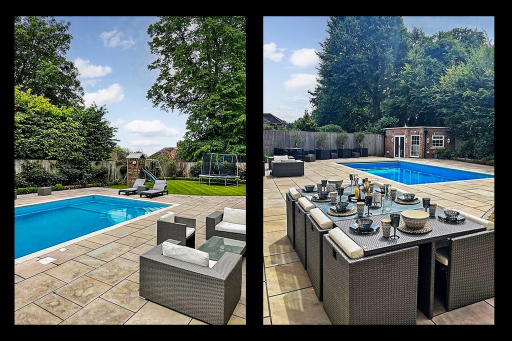 Property photo 2 of 32 Swimming Pool Dual Photos