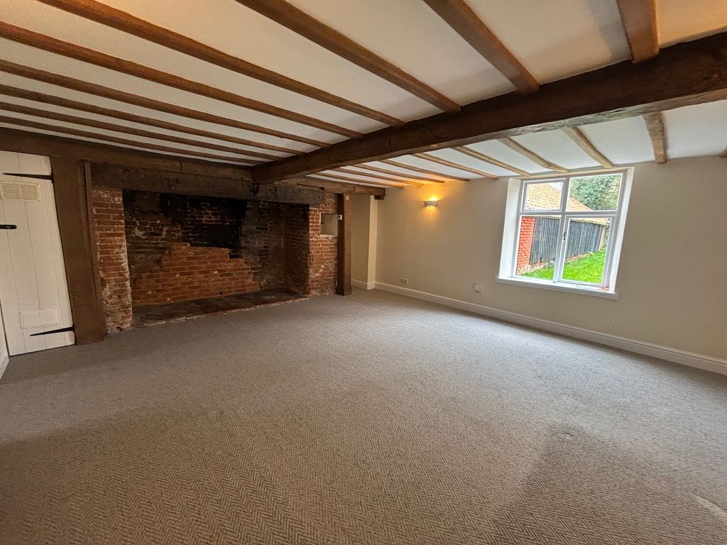 Property photo 3 of 12 Image