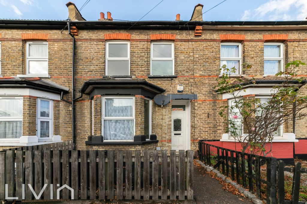 Property photo 1 of 15 1
