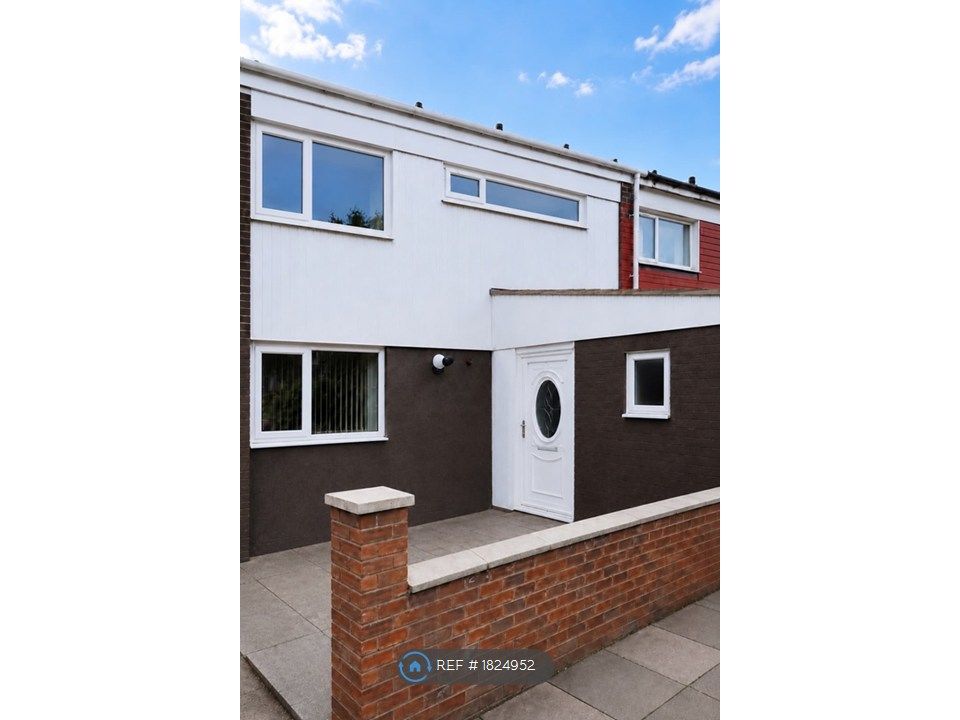 Property photo 2 of 26