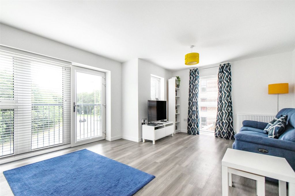 Property photo 2 of 10 Picture No. 05