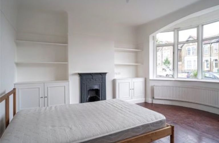 Property photo 1 of 2