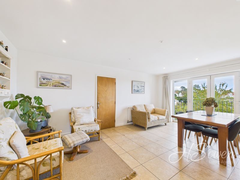 Property photo 2 of 30 Photo 10