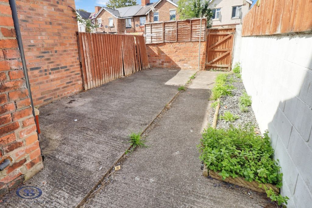 Property photo 3 of 24 Pbox-Img.Jpg
