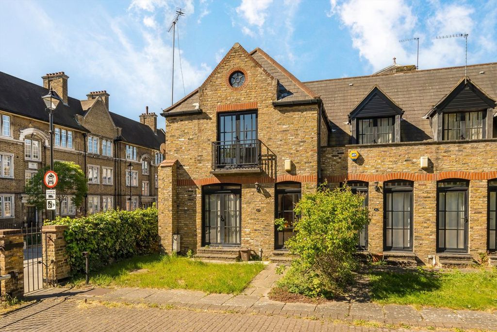 Property photo 2 of 7