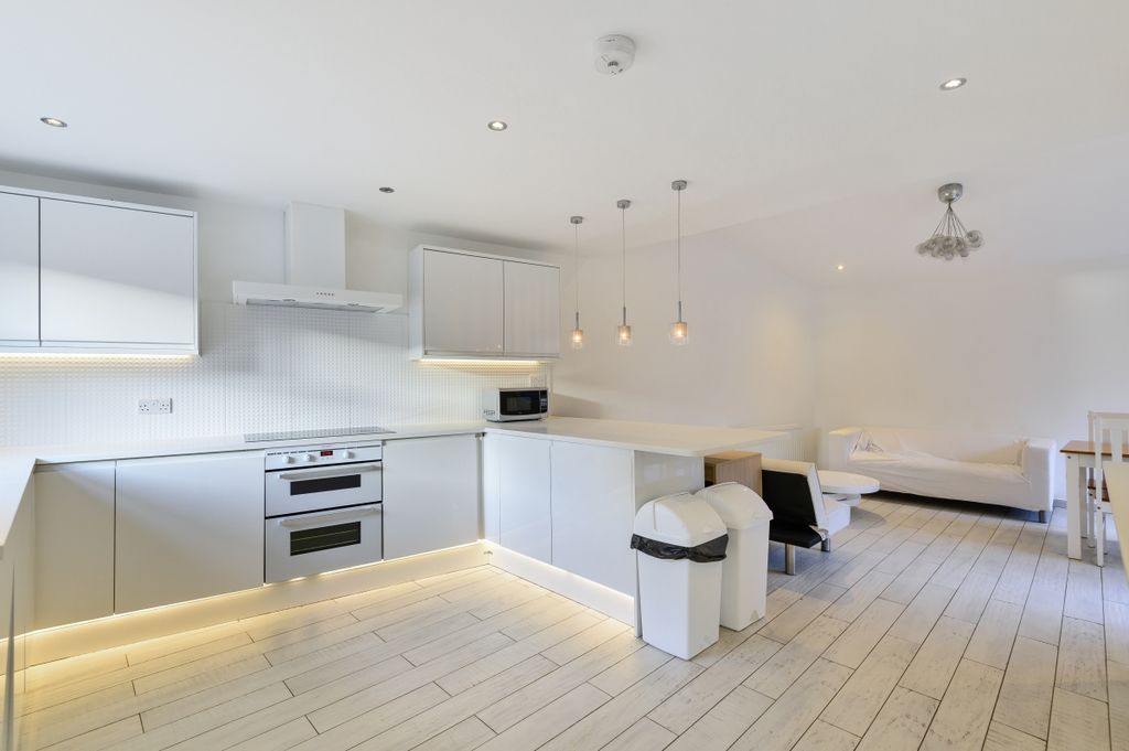 Property photo 2 of 9 791996 (3)