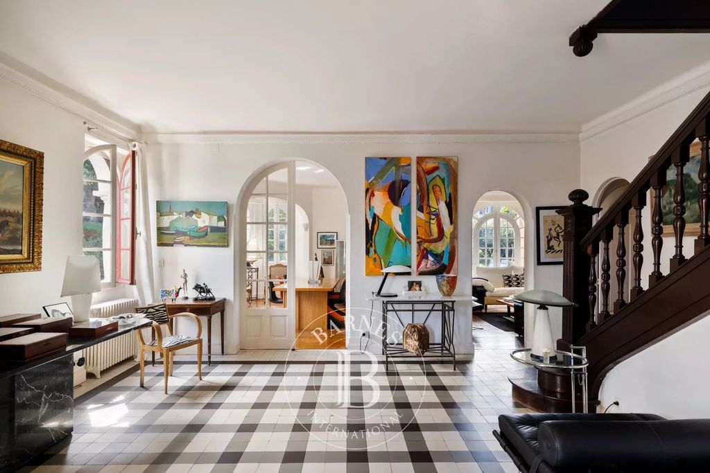 Property photo 3 of 22