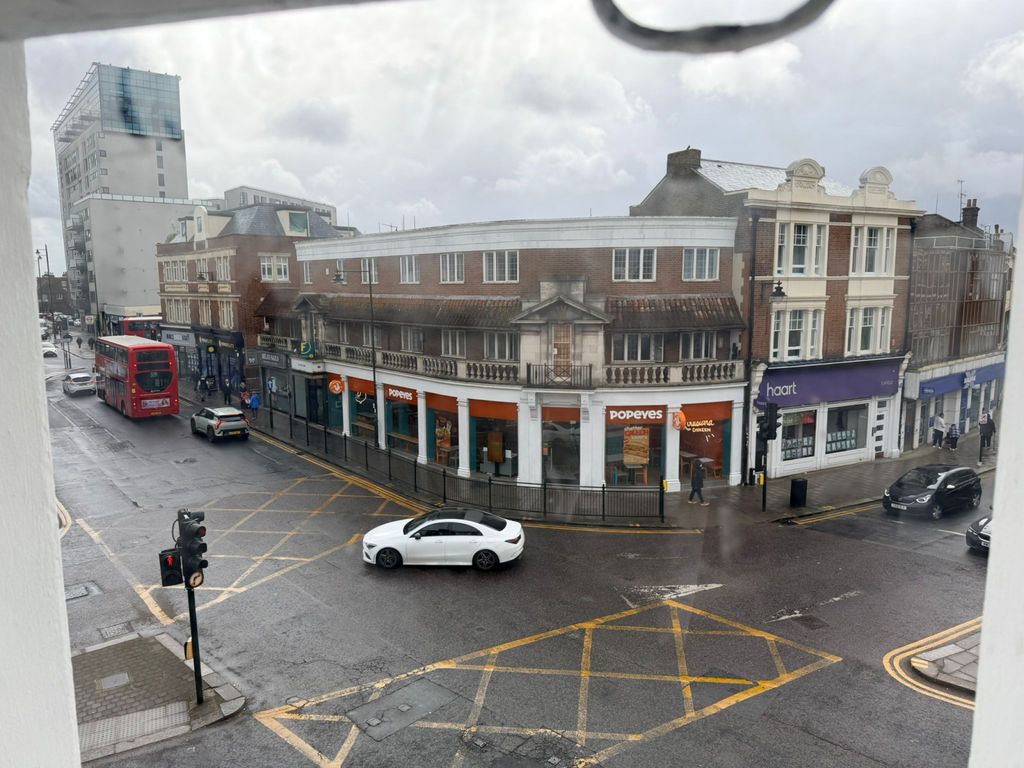 Property photo 1 of 13 Commerical Offices To Let Located At The Town Enfield -