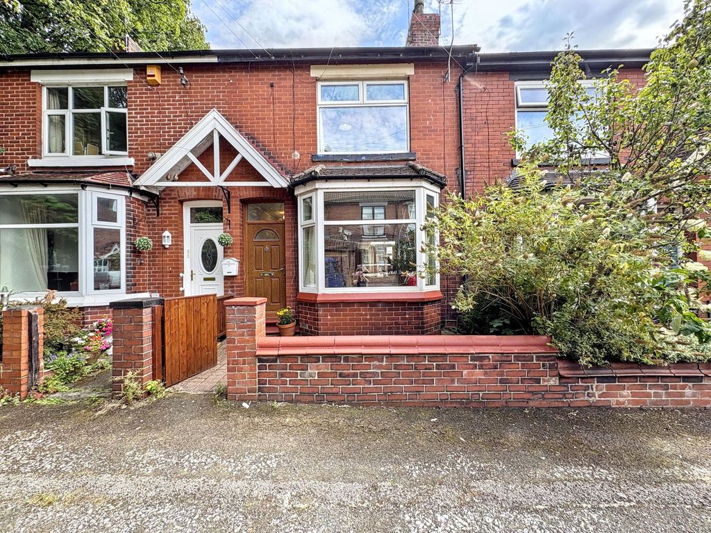 Property photo 1 of 18