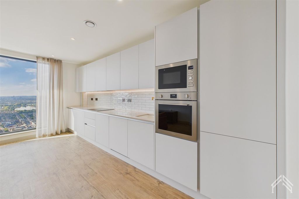 Property photo 3 of 21 2.Jpg