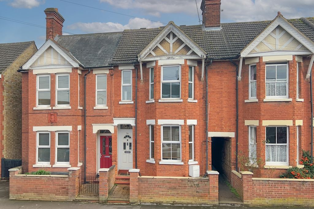 Property photo 1 of 12 Front Of House