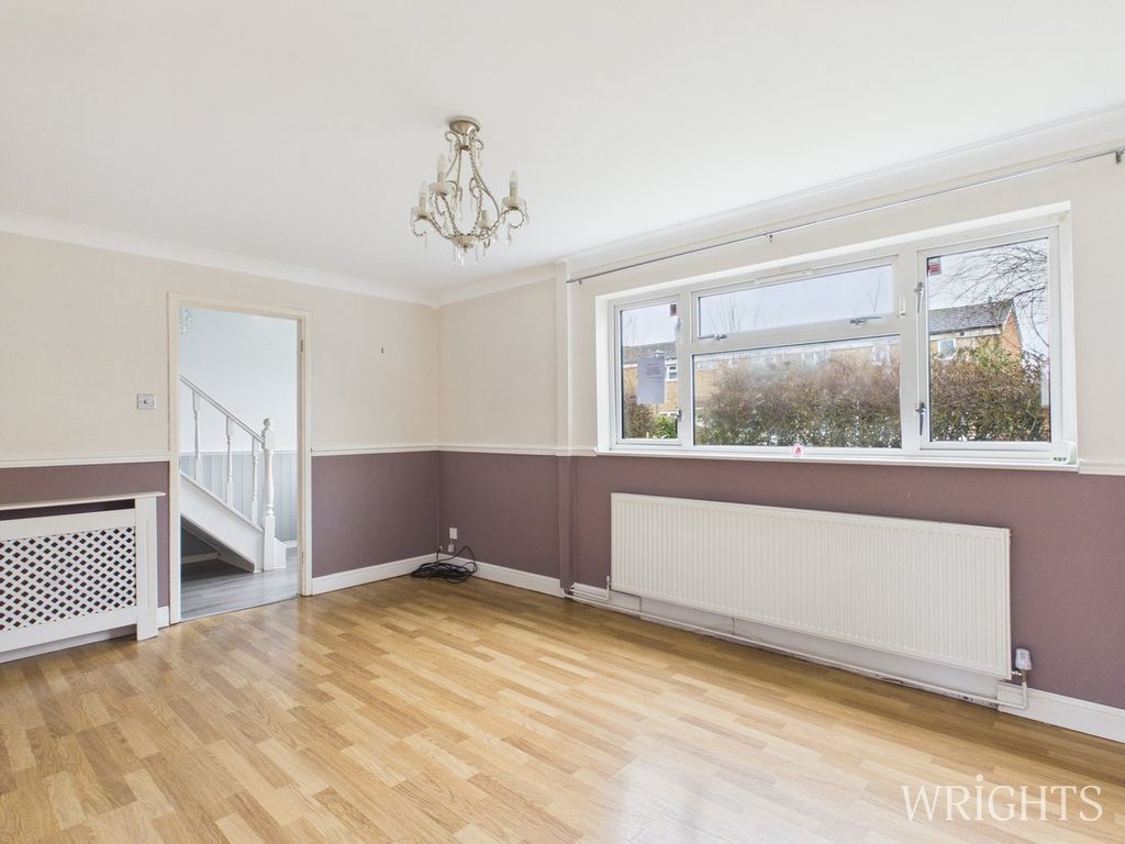 Property photo 3 of 23