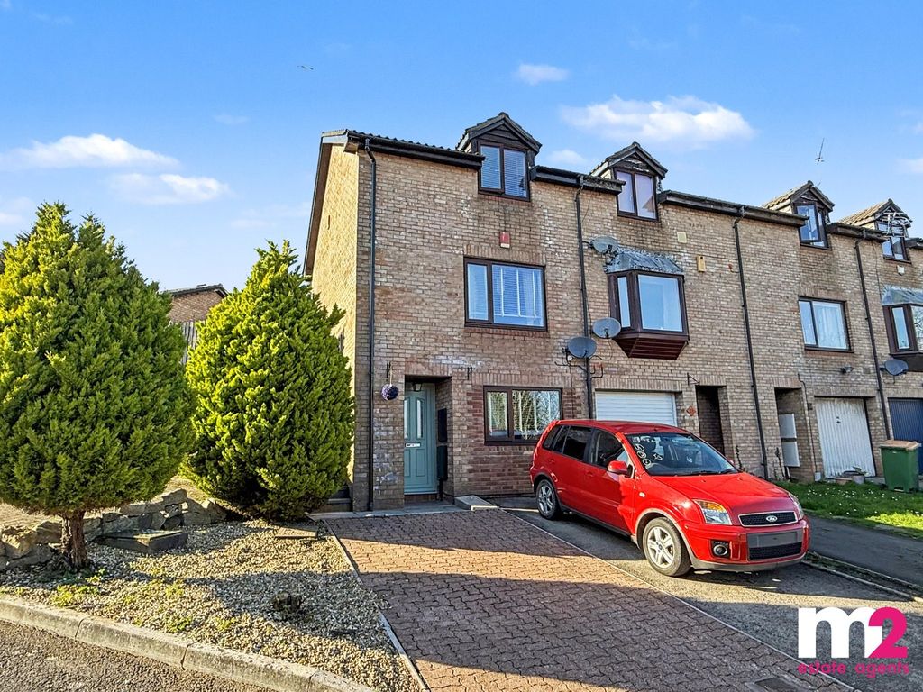 Property photo 1 of 21