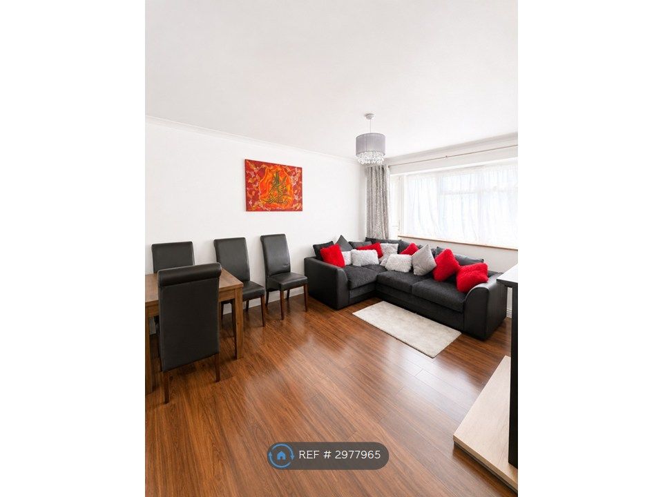 Property photo 2 of 7