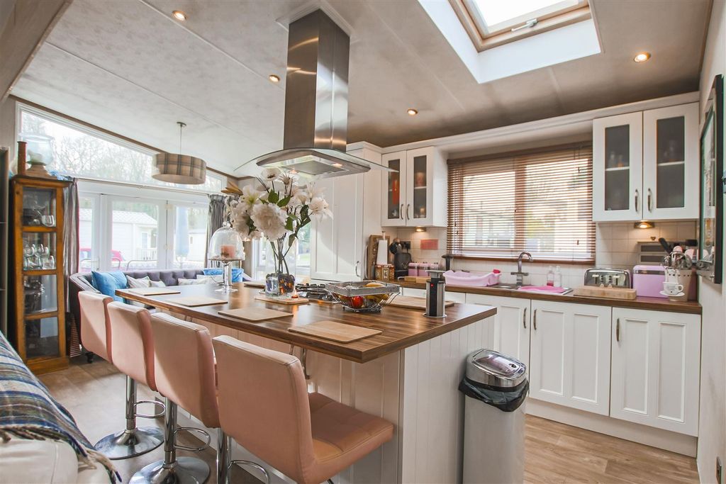 Property photo 1 of 23 4.Jpg