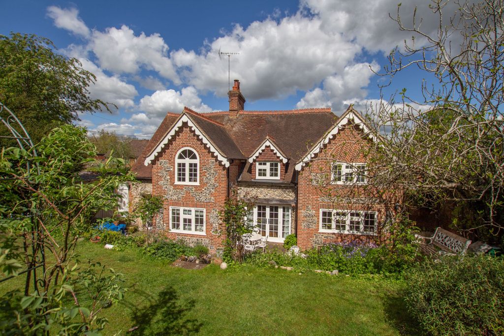 Property photo 1 of 39 Picture No. 50