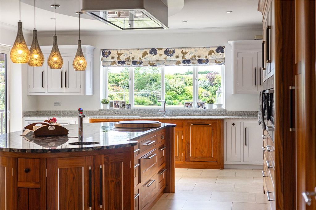 Additional image 7 of 9 bed detached house for saleBox End Road, Bromham, Bedford MK43