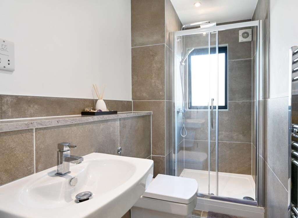 Additional image 8 of 2 bed flat for sale16 South Coast Road, Peacehaven BN10