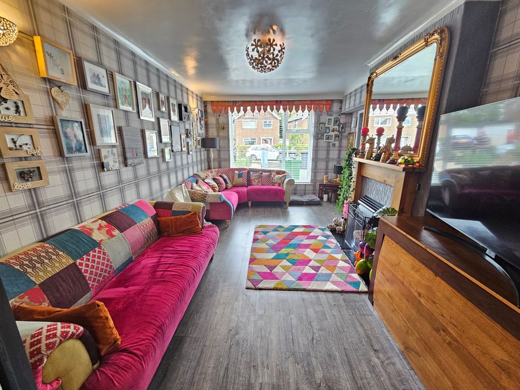 Property photo 1 of 40 20251008_130059