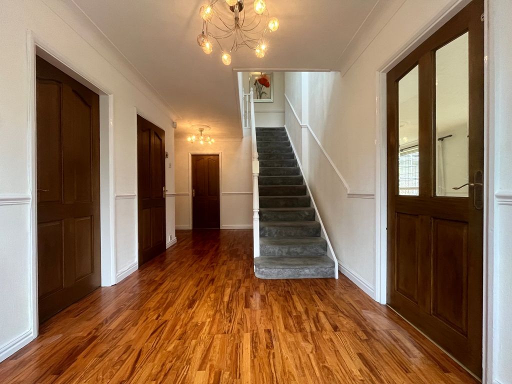 Property photo 2 of 35 Picture No. 78