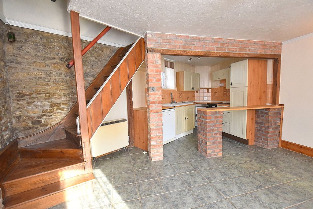 Property photo 3 of 8 Picture No. 04