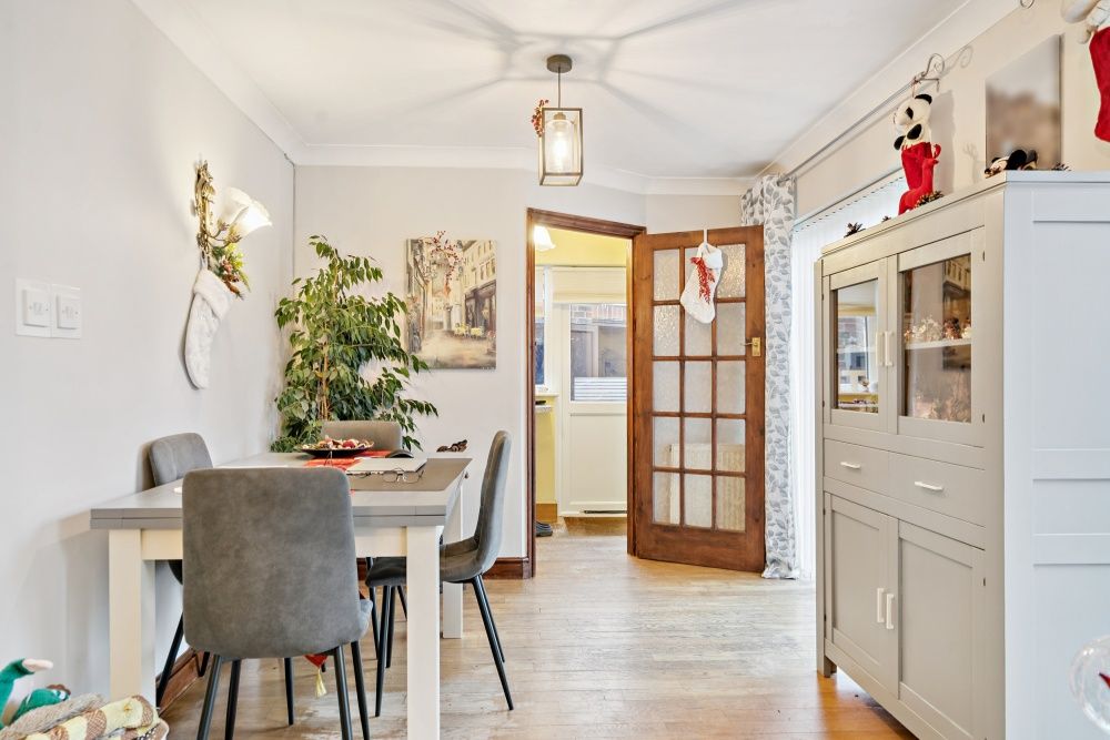 Property photo 3 of 24