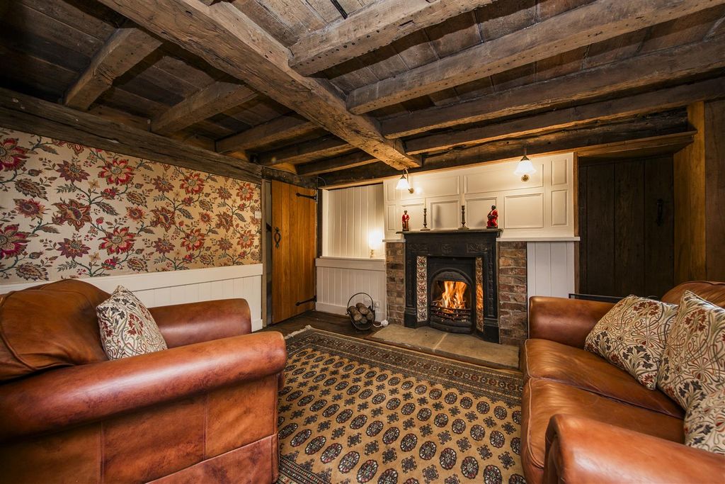 Property photo 3 of 50 Drawing Room
