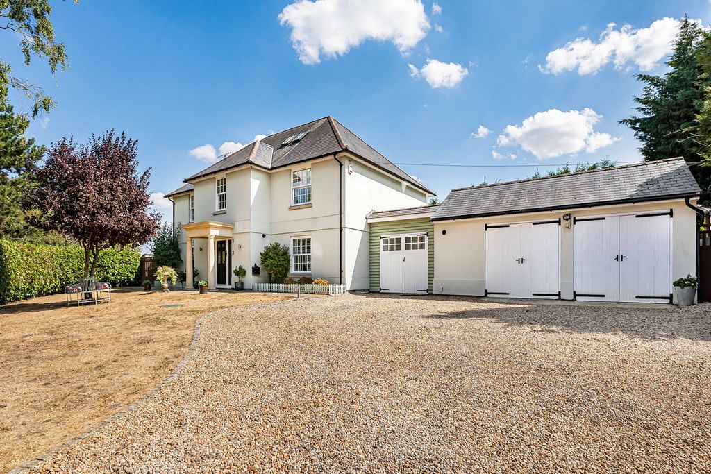 Property photo 1 of 41