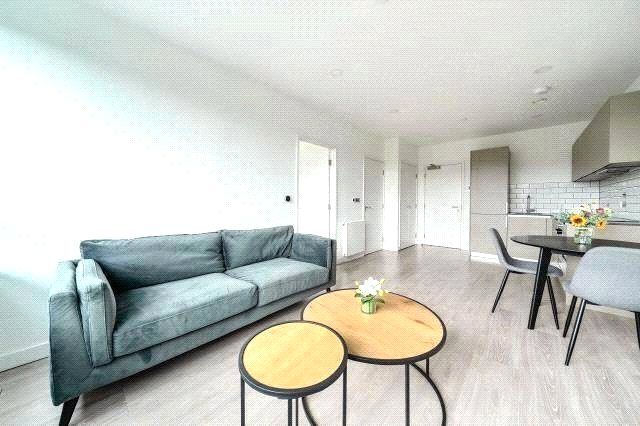 Property photo 1 of 16 Living Area
