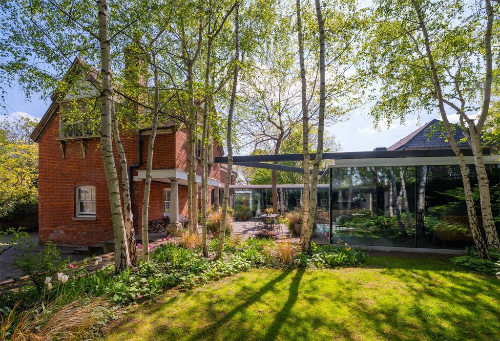 Property photo 1 of 14 Exterior