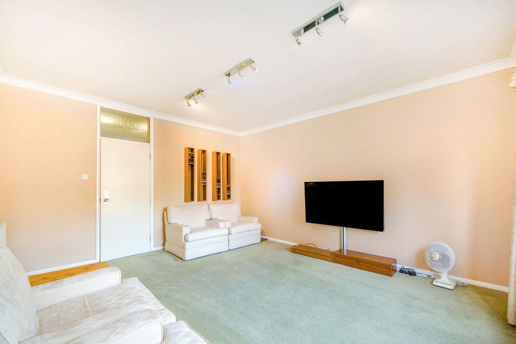 Property photo 3 of 16 Picture No. 14