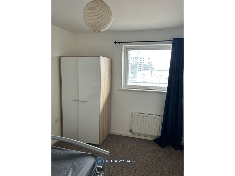 Property photo 3 of 24
