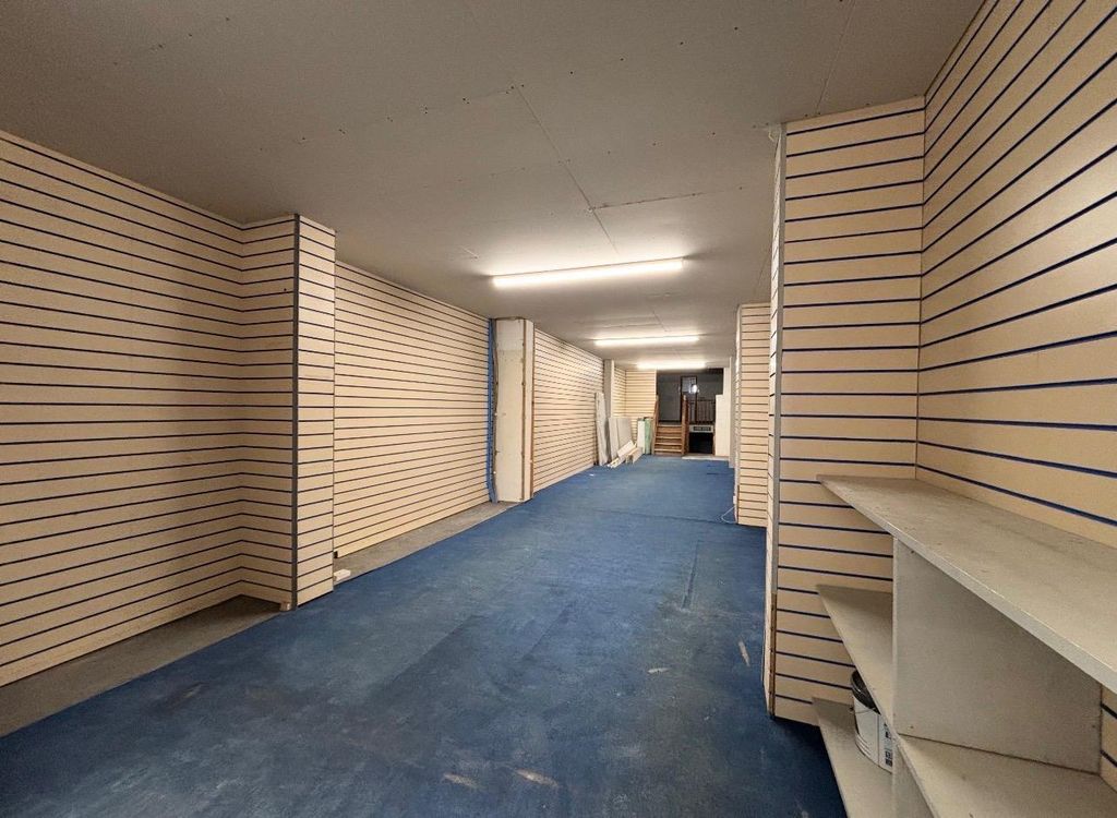 Property photo 2 of 6 033F5750-Bf33-49d8-8857-7627Efd44817.Jpg