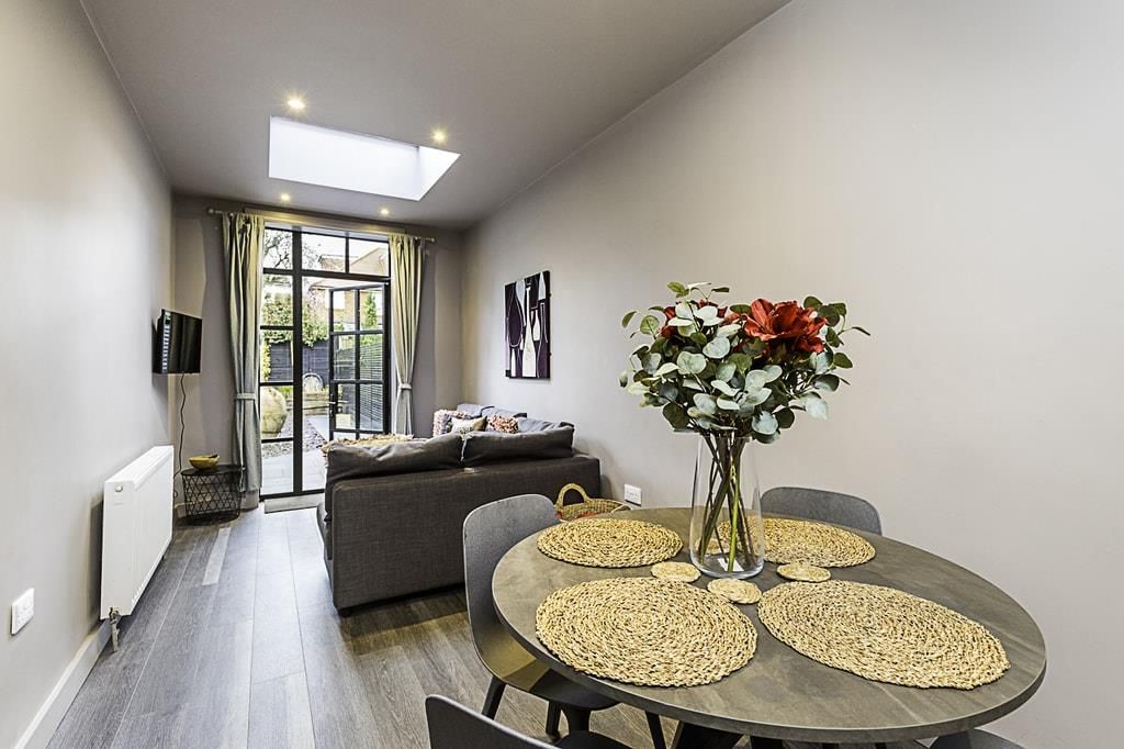 Property photo 2 of 47 Oman Avenue 5B (15).Jpg