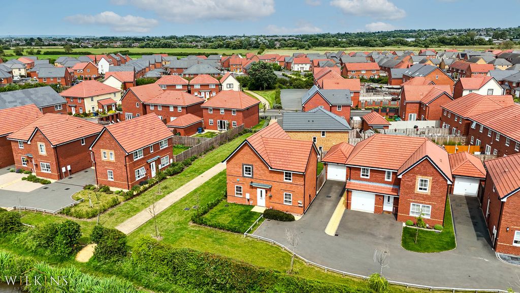 Additional image 27 of 4 bed detached house for saleHedley Close, Tamworth, Staffordshire B78