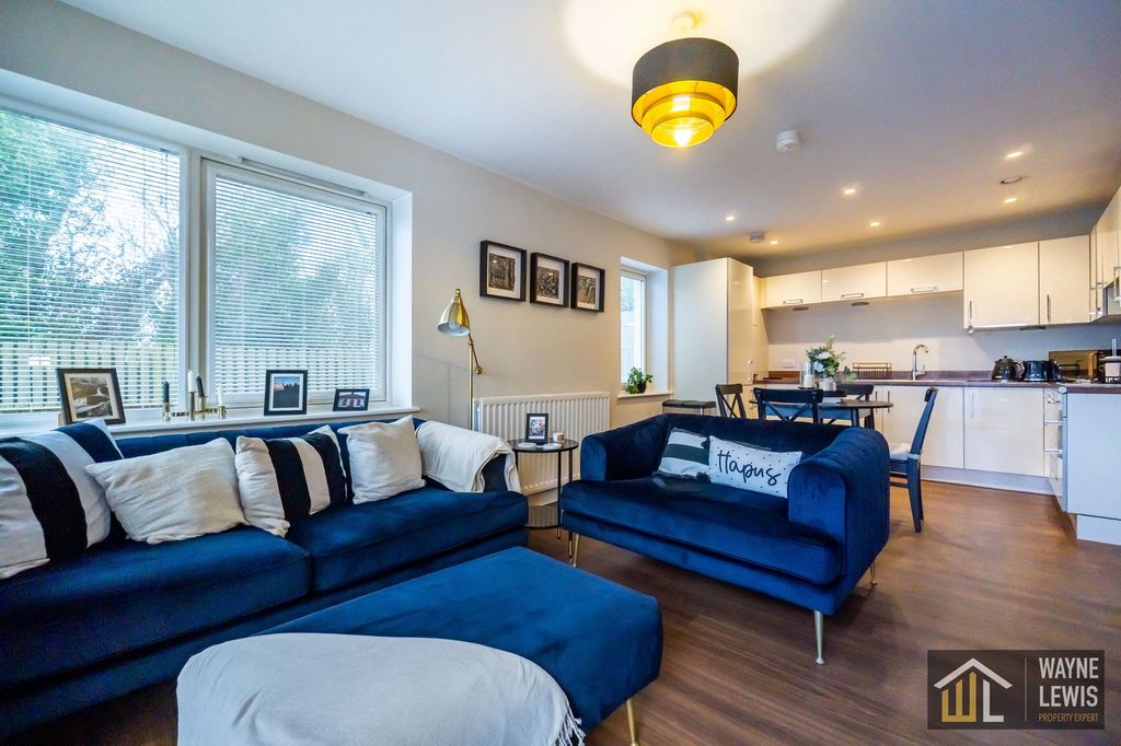 2 bed flat for saleTrem Elai, Penarth CF64